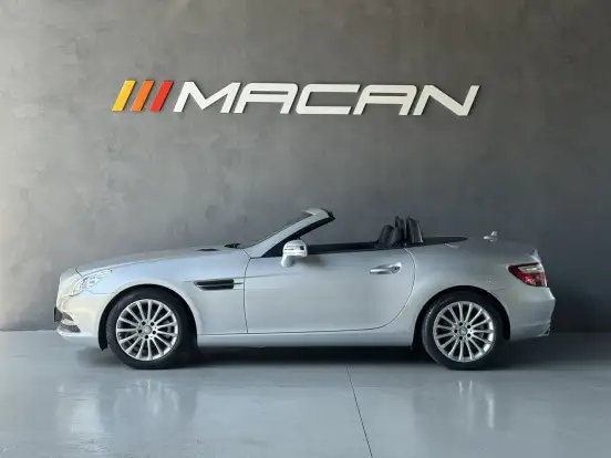 MERCEDES-BENZ-SLK 200-2011
