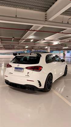 MERCEDES-BENZ-A 35 AMG-2019