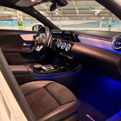 MERCEDES-BENZ-A 35 AMG-2019