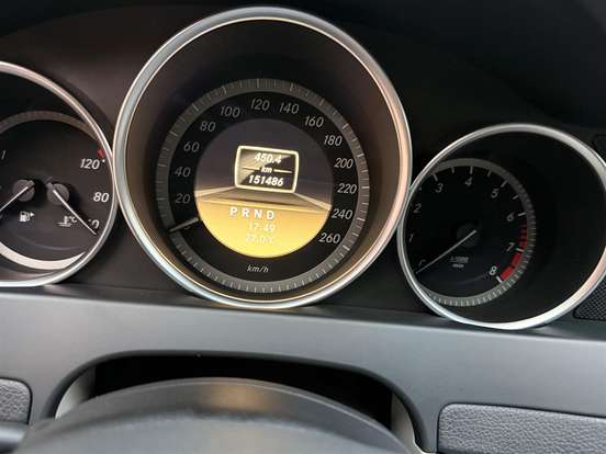 MERCEDES-BENZ-C 180-2012