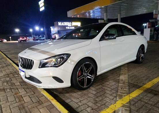 MERCEDES-BENZ-CLA 200-2016