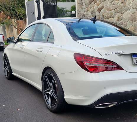 MERCEDES-BENZ-CLA 200-1.6 URBAN 16V FLEX 4P AUTOMÁTICO MERCEDES-BENZ-CLA 200-2016