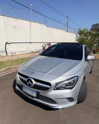 MERCEDES-BENZ-CLA 200-2017