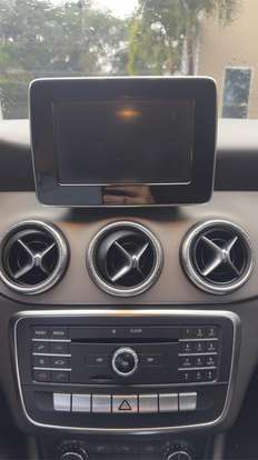 MERCEDES-BENZ-CLA 200-2017