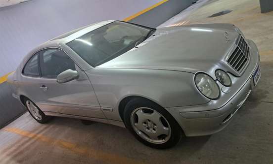 MERCEDES-BENZ-CLK 230-2001