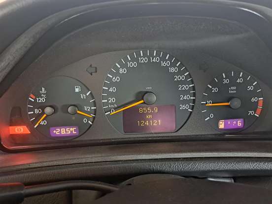 MERCEDES-BENZ-CLK 230-2.3 KOMPRESSOR GASOLINA 2P AUTOMÁTICO MERCEDES-BENZ-CLK 230-2001