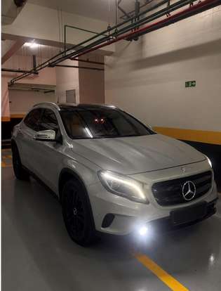 MERCEDES-BENZ-GLA 200-2017