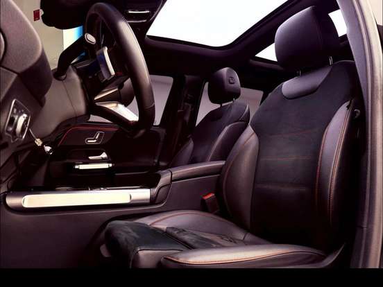 MERCEDES-BENZ-GLB 220-2.0 MHEV AMG LINE 4MATIC 8G-DCT MERCEDES-BENZ-GLB 220-2025