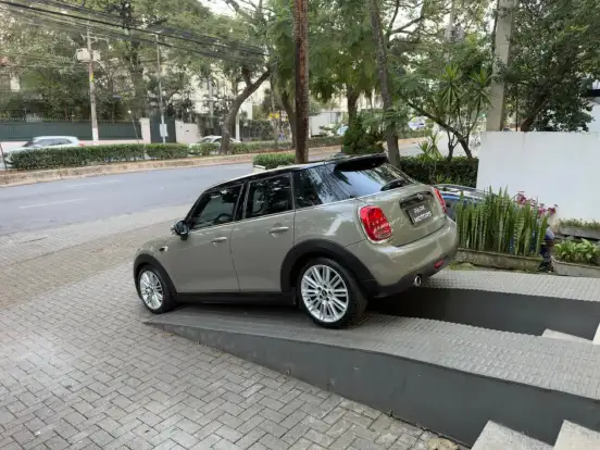 MINI-COOPER-2018