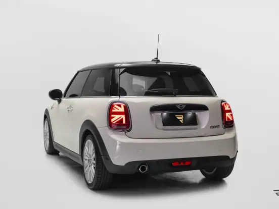 MINI-COOPER-1.5 12V TWINPOWER GASOLINA EXCLUSIVE 2P STEPTRONIC MINI-COOPER-2020