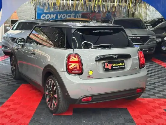 MINI-COOPER-2021