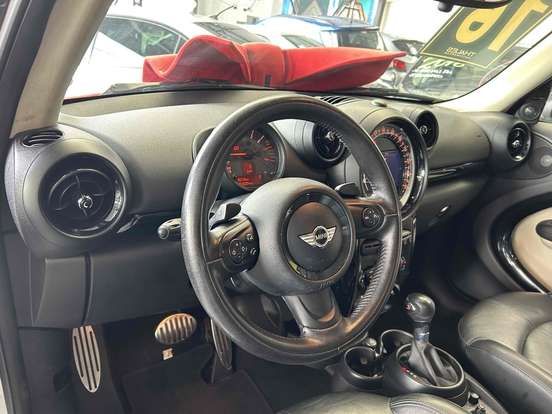 MINI-COUNTRYMAN-1.6 S ALL4 4X4 16V 184CV TURBO GASOLINA 4P AUTOMÁTICO MINI-COUNTRYMAN-2015