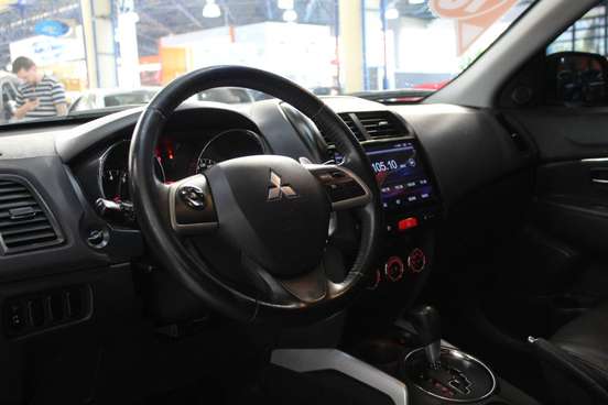 MITSUBISHI-ASX-2017