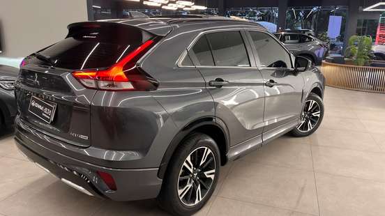 MITSUBISHI-ECLIPSE CROSS-2024