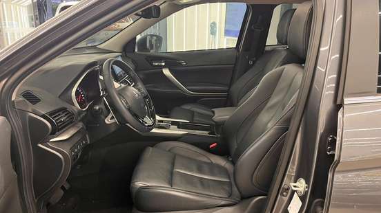 MITSUBISHI-ECLIPSE CROSS-2024