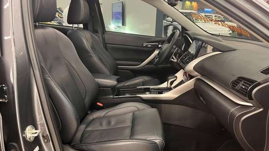 MITSUBISHI-ECLIPSE CROSS-2024