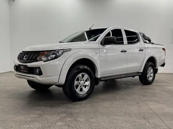 MITSUBISHI-L200 TRITON-2.4 16V TURBO DIESEL GL CD 4X4 MANUAL MITSUBISHI-L200 TRITON-2022