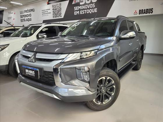 MITSUBISHI L200 TRITON 2.4 16V TURBO DIESEL SPORT HPE CD 4P 4X4 AUTOMÁTICO