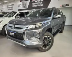 MITSUBISHI L200 TRITON 2.4 16V TURBO DIESEL SPORT HPE CD 4P 4X4 AUTOMÁTICO MITSUBISHI L200 TRITON 2.4 16V TURBO DIESEL SPORT HPE CD 4P 4X4 AUTOMÁTICO