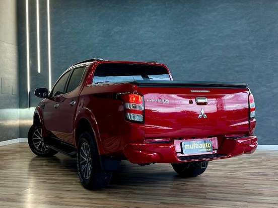 MITSUBISHI-L200 TRITON-2.4 16V TURBO DIESEL SPORT HPE-S CD 4P 4X4 AUTOMÁTICO MITSUBISHI-L200 TRITON-2019