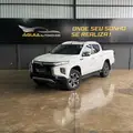 MITSUBISHI L200 TRITON 2.4 16V TURBO DIESEL SPORT HPE-S CD 4P 4X4 AUTOMÁTICO MITSUBISHI L200 TRITON 2.4 16V TURBO DIESEL SPORT HPE-S CD 4P 4X4 AUTOMÁTICO