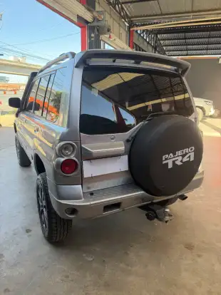 MITSUBISHI-PAJERO-2007