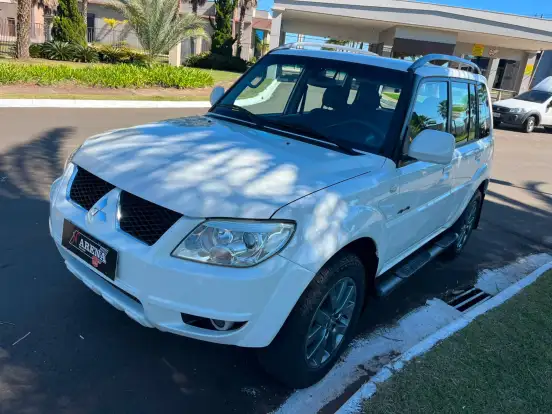 MITSUBISHI-PAJERO-2.5 HD 4X4 8V TURBO INTERCOOLER DIESEL 4P MANUAL MITSUBISHI-PAJERO-2012