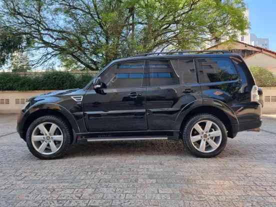 MITSUBISHI-PAJERO FULL-3.8 HPE 4X4 V6 24V GASOLINA 4P AUTOMÁTICO MITSUBISHI-PAJERO FULL-2014
