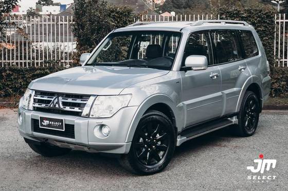 MITSUBISHI PAJERO FULL 3.2 HPE 4X4 16V TURBO INTERCOOLER DIESEL 4P AUTOMÁTICO
