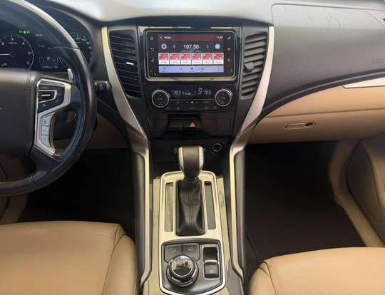 MITSUBISHI-PAJERO SPORT-2019