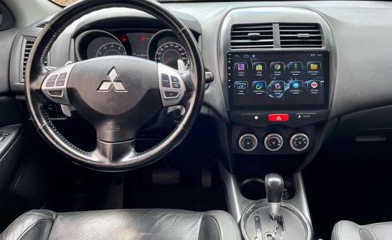 MITSUBISHI-ASX-2011
