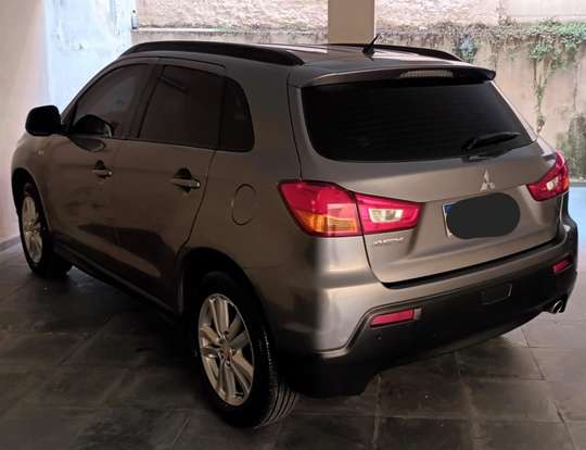 MITSUBISHI-ASX-2011