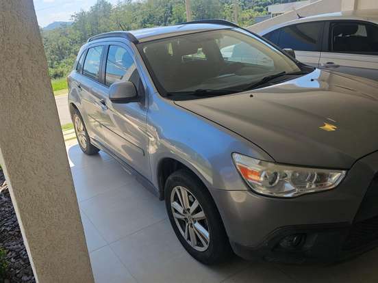 MITSUBISHI-ASX-2011