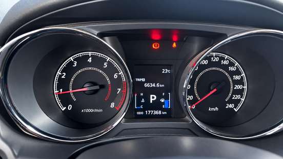 MITSUBISHI-ASX-2013