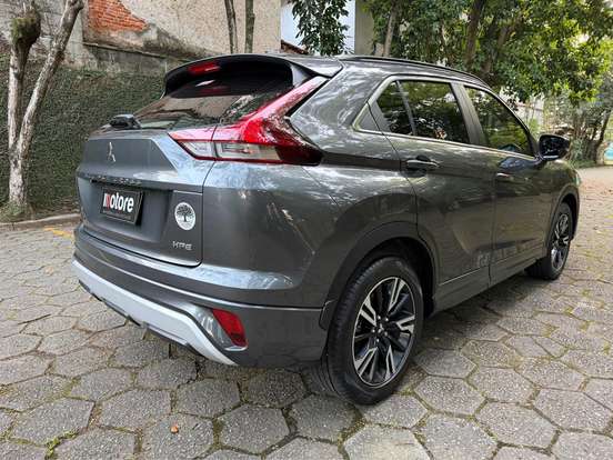 MITSUBISHI-ECLIPSE CROSS-1.5 MIVEC TURBO GASOLINA HPE CVT MITSUBISHI-ECLIPSE CROSS-2023
