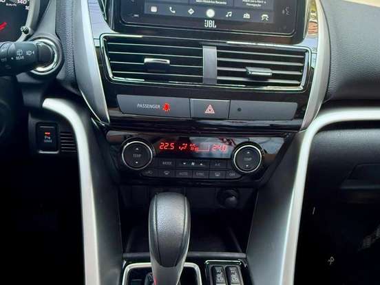 MITSUBISHI-ECLIPSE CROSS-1.5 MIVEC TURBO GASOLINA HPE-S S-AWC CVT MITSUBISHI-ECLIPSE CROSS-2024
