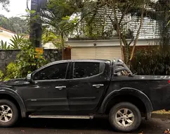 MITSUBISHI L200 TRITON 2.4 16V TURBO DIESEL SPORT HPE CD 4P 4X4 AUTOMÁTICO MITSUBISHI L200 TRITON 2.4 16V TURBO DIESEL SPORT HPE CD 4P 4X4 AUTOMÁTICO
