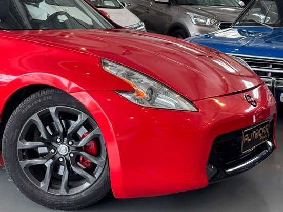 NISSAN-370Z-3.7 V6 GASOLINA ROADSTER AUTOMÁTICO NISSAN-370Z-2010