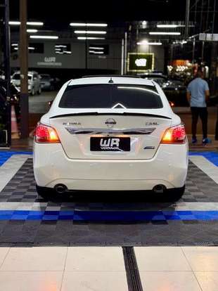 NISSAN-ALTIMA-2013