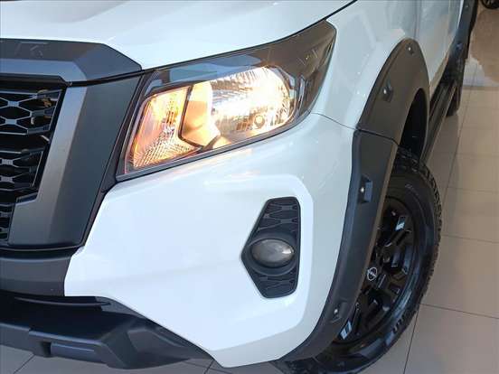NISSAN-FRONTIER-2024