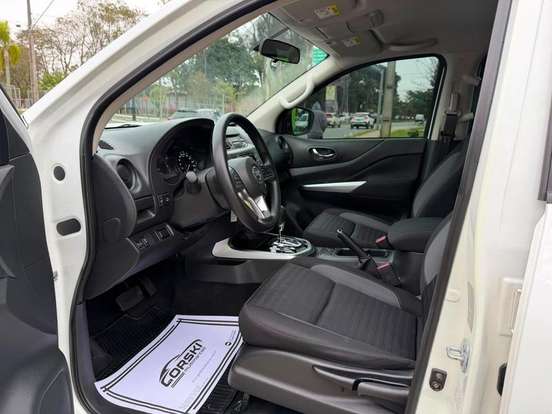 NISSAN-FRONTIER-2022