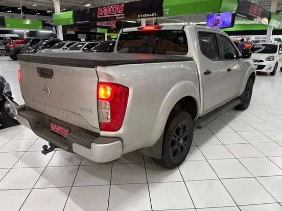NISSAN-FRONTIER-2.3 16V TURBO DIESEL SE CD 4X4 AUTOMÁTICO NISSAN-FRONTIER-2022