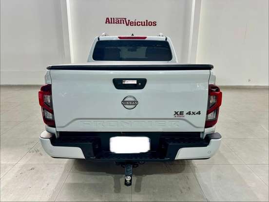 NISSAN-FRONTIER-2023