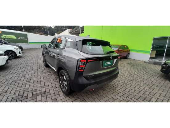 NISSAN-KICKS-2025