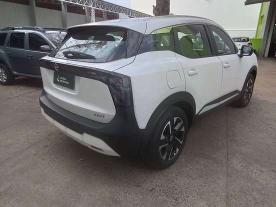 NISSAN-KICKS-2025