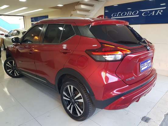 NISSAN-KICKS-2023