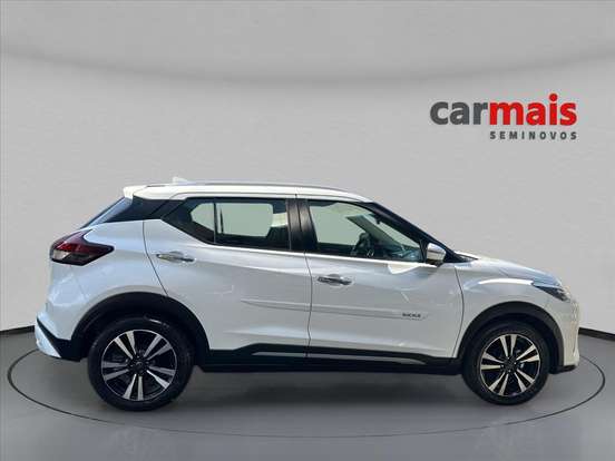 NISSAN-KICKS-2022