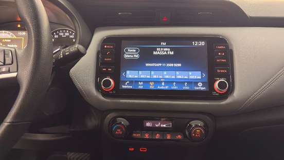 NISSAN-KICKS-2023
