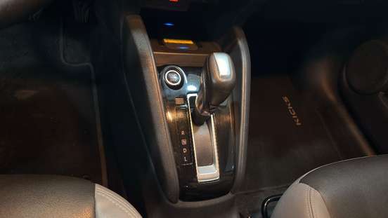 NISSAN-KICKS-2023