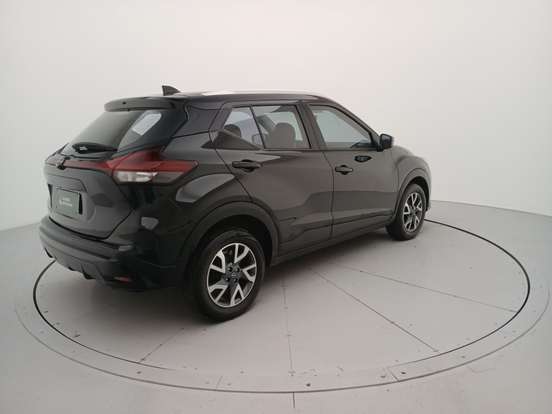 NISSAN-KICKS-2024